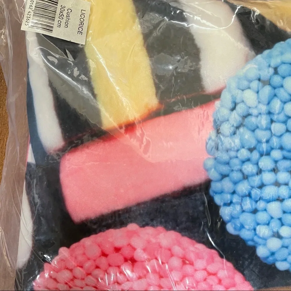 NWT So-Nu licorice pillow multicolored 11”x19” rectangular